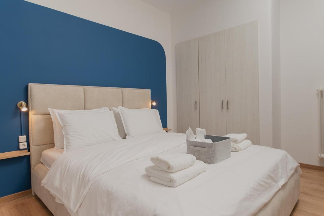 Sis Urban Apartments Атина Екстериор снимка