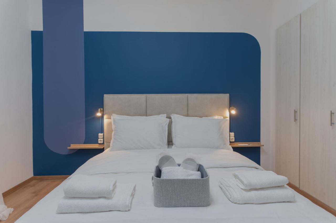 Sis Urban Apartments Атина Екстериор снимка