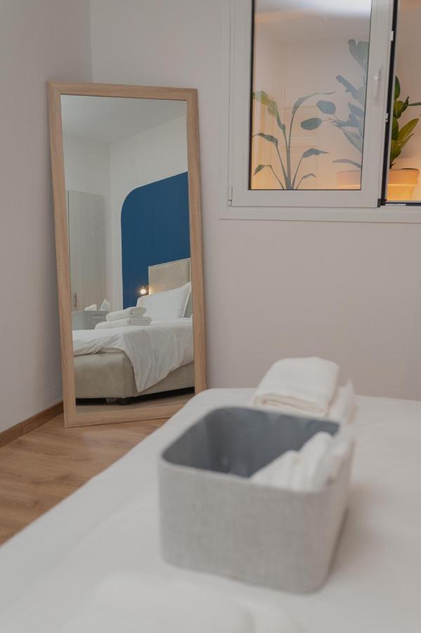 Sis Urban Apartments Атина Екстериор снимка
